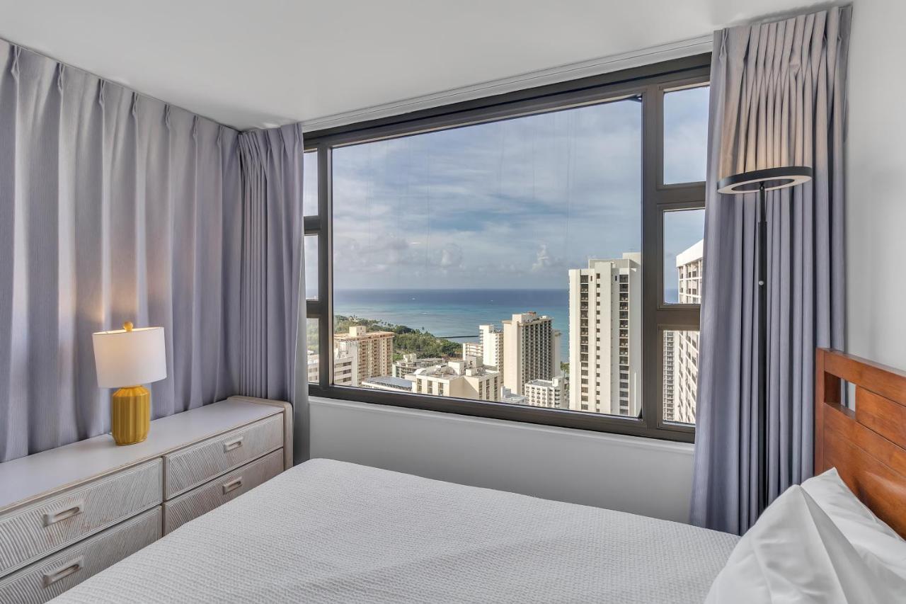 Sea View Condos At The Waikiki Banyan - Free Parking! Honolulu Extérieur photo