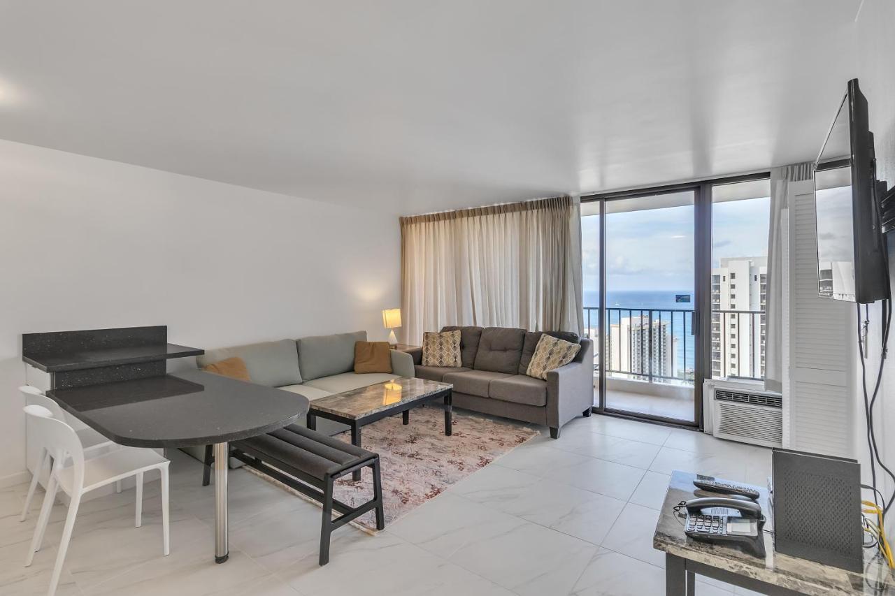 Sea View Condos At The Waikiki Banyan - Free Parking! Honolulu Extérieur photo